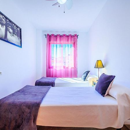 Apartamentos Madrid Торрев'єха Екстер'єр фото