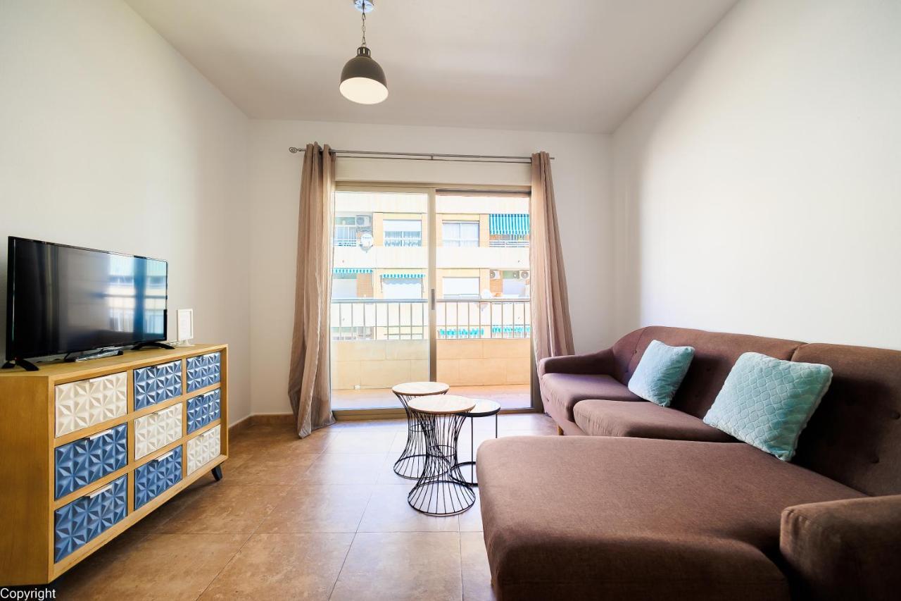 Apartamentos Madrid Торрев'єха Екстер'єр фото