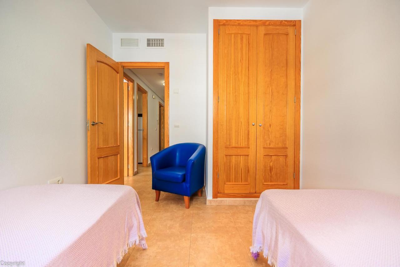 Apartamentos Madrid Торрев'єха Екстер'єр фото