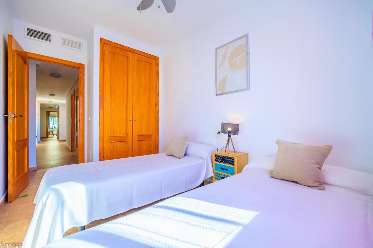 Apartamentos Madrid Торрев'єха Екстер'єр фото