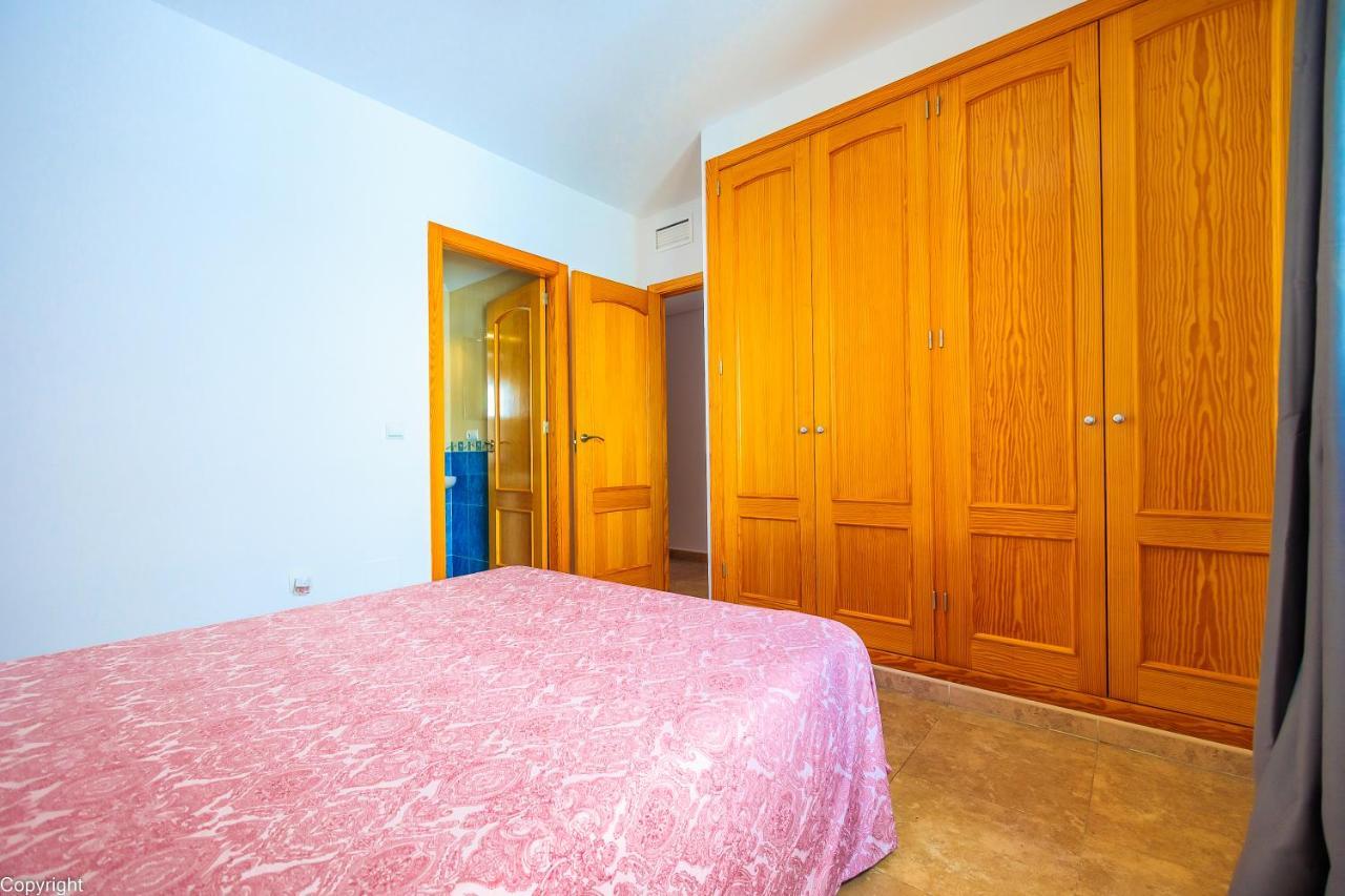Apartamentos Madrid Торрев'єха Екстер'єр фото