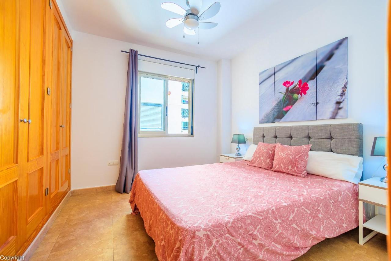 Apartamentos Madrid Торрев'єха Екстер'єр фото