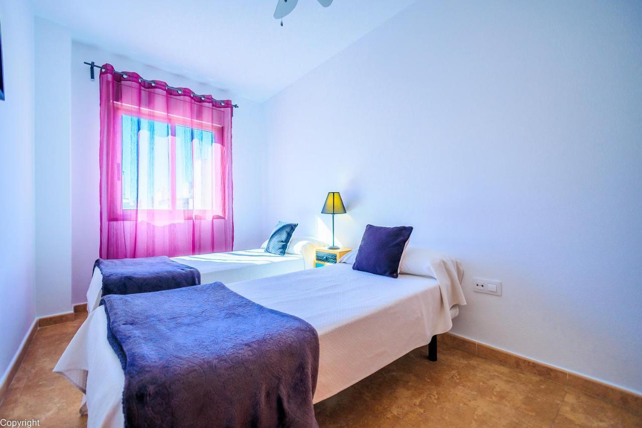 Apartamentos Madrid Торрев'єха Екстер'єр фото