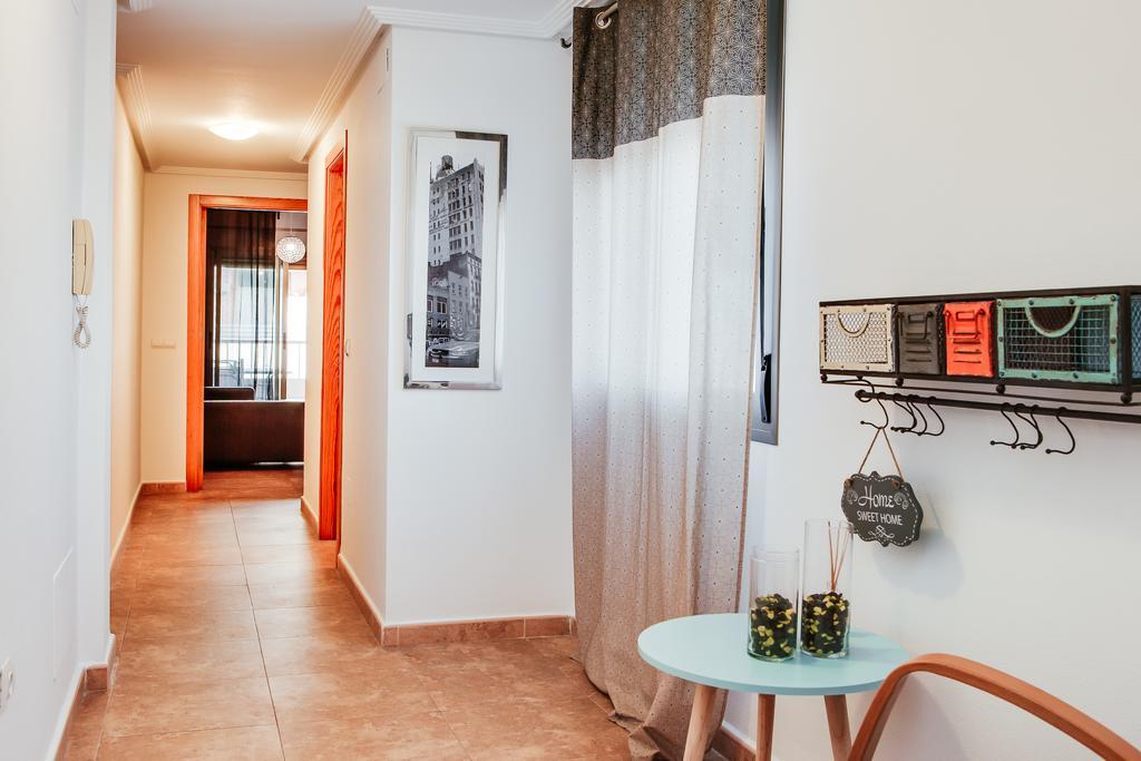Apartamentos Madrid Торрев'єха Екстер'єр фото