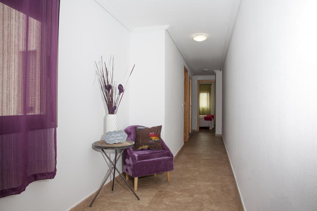 Apartamentos Madrid Торрев'єха Екстер'єр фото