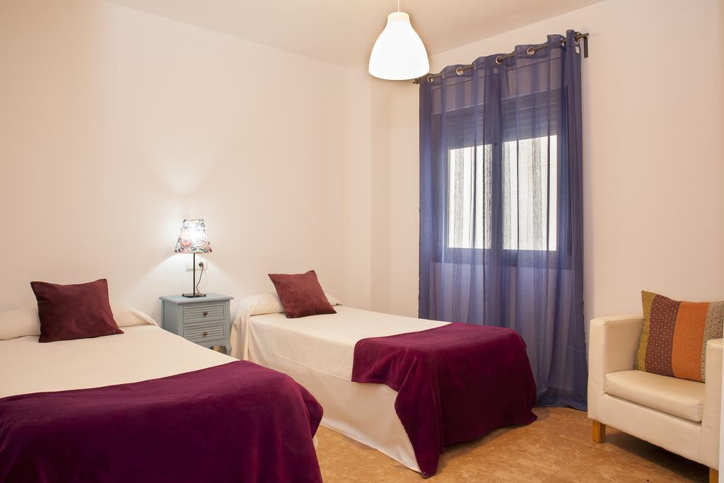 Apartamentos Madrid Торрев'єха Екстер'єр фото